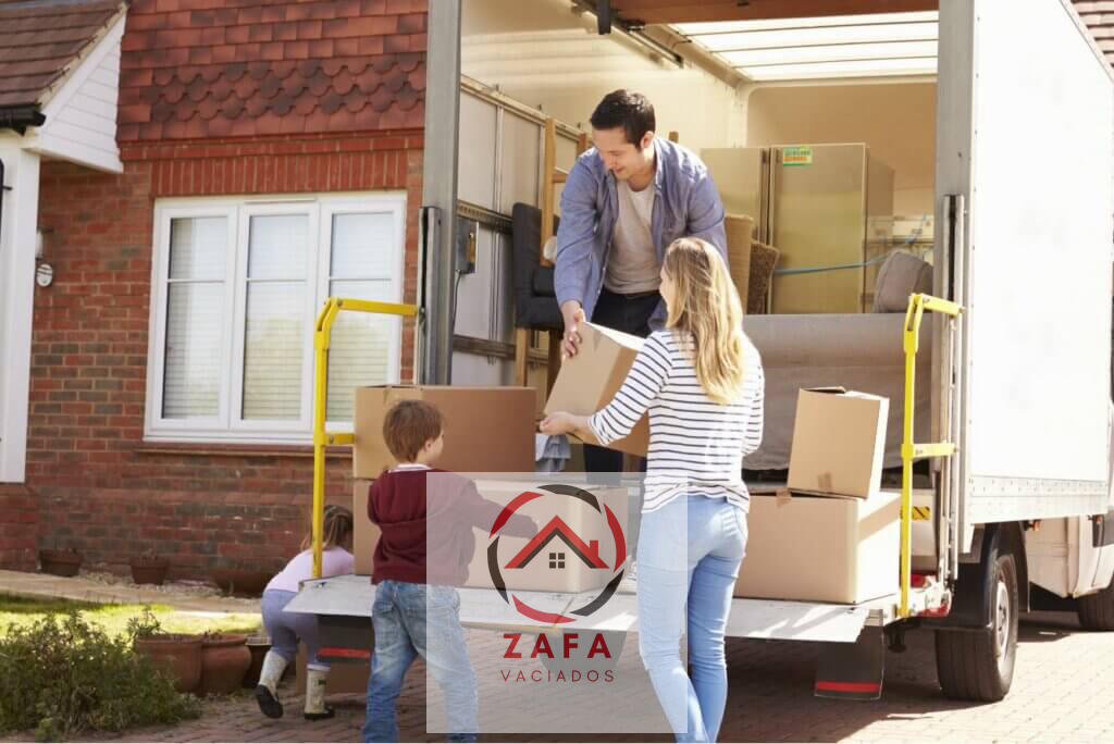 ¿Cuánto tarda Vaciados ZAFA en desalojar un apartamento en Prats de Rei?